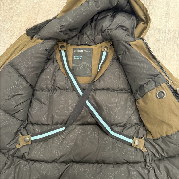 Women's TNA Hooded parka - Picture 4 of 6